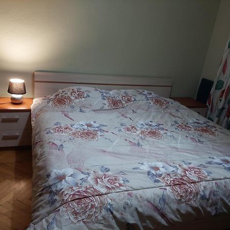 Myslym Shyri Lovely Top Apartment Tiranë Ngoại thất bức ảnh