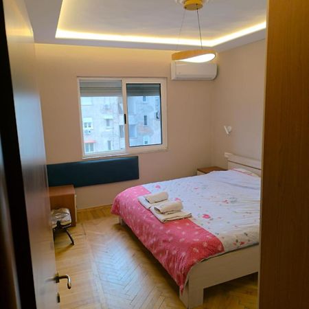 Myslym Shyri Lovely Top Apartment Tiranë Ngoại thất bức ảnh